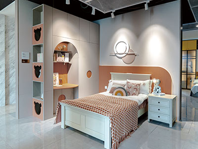 兒童房